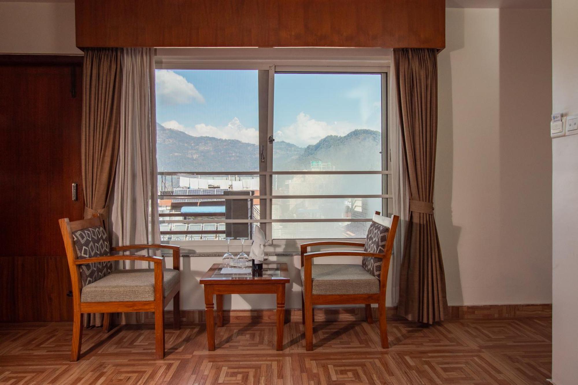 Mount View Pokhara Ξενοδοχείο Εξωτερικό φωτογραφία